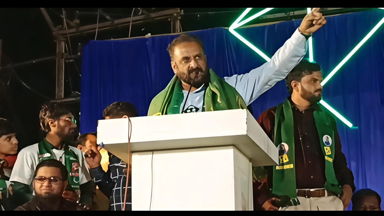 Imtiaz Jaleel Dhule में स्पीच