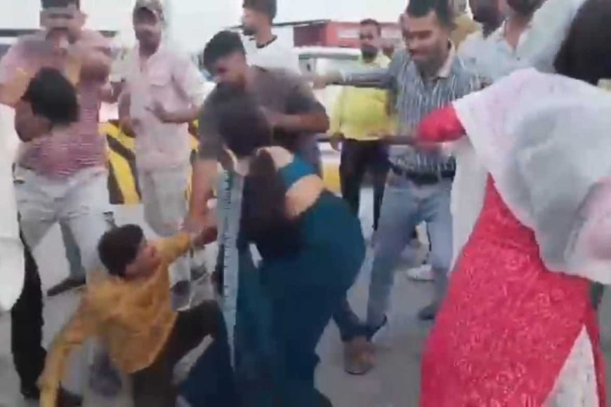 उज्जैन टोल पर मारपीट: गुंडों ने परिवार को पीटा, वीडियो वायरल, कांग्रेस की कार्रवाई की मांग